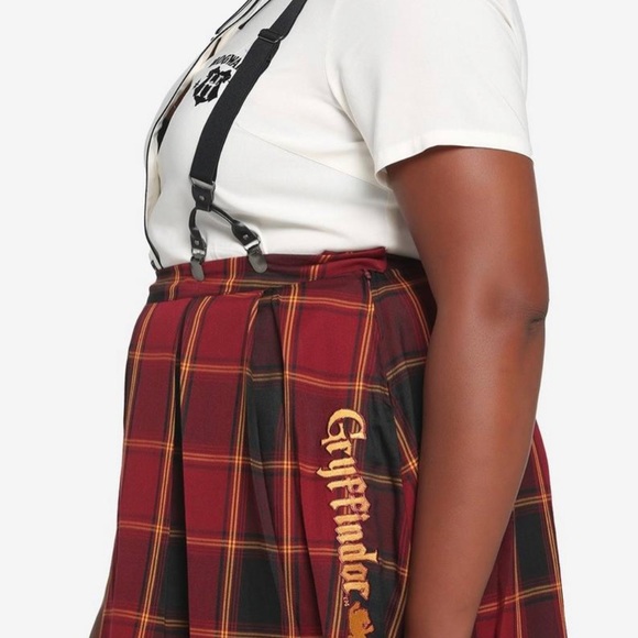 Harry Potter Gryffindor Plus Size Suspender Skirt - Picture 3 of 11